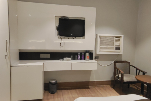 Hotel Ambassador Gallery