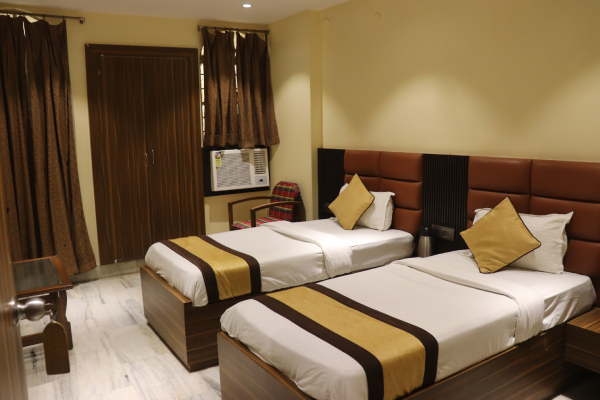 Hotel Ambassador Gallery